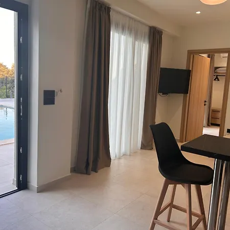 Вилла Nuovo Maistros