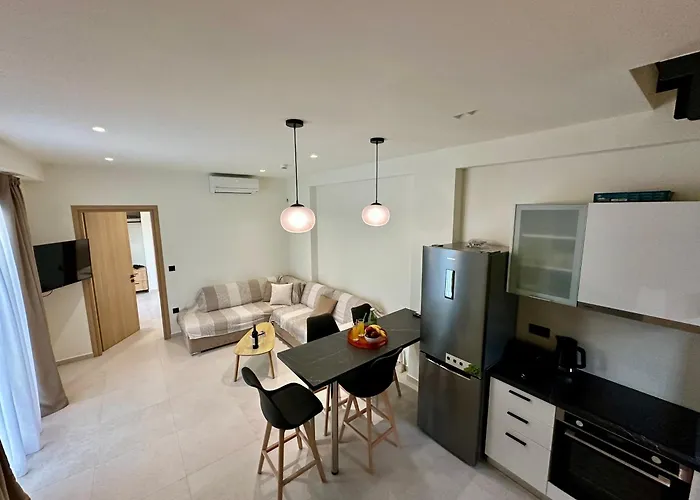 Villa Nuovo Maistros *