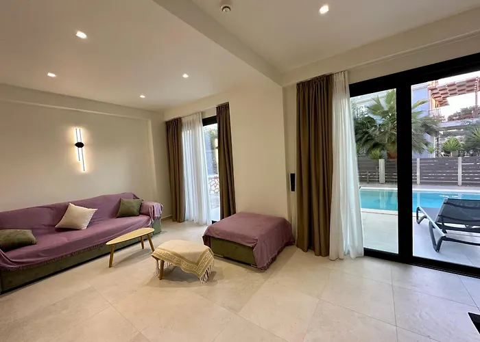 Nuovo Maistros * Tsoukaladhes